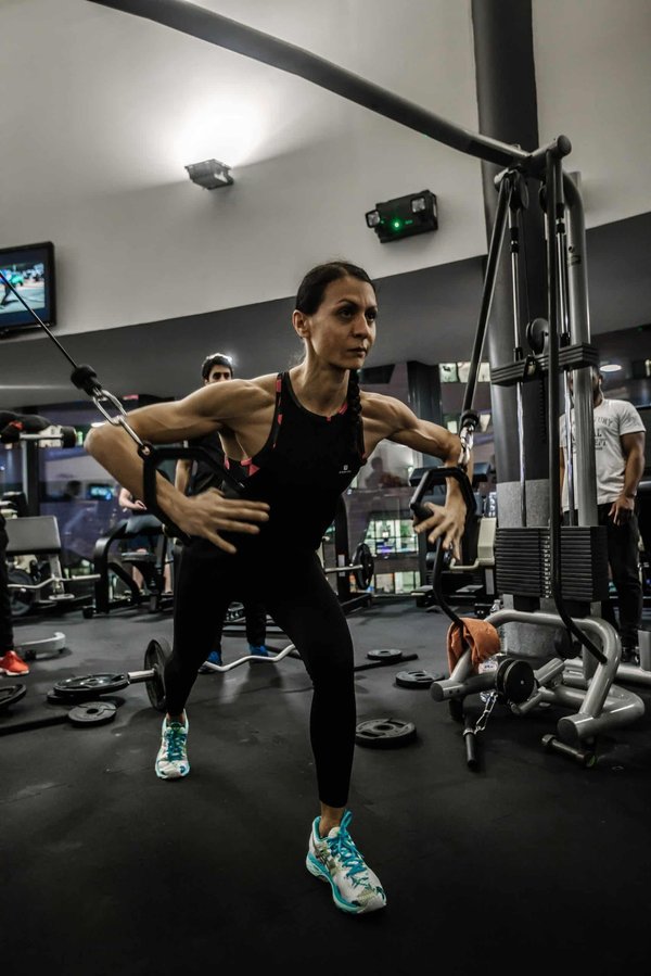 Quels exercices spécifiques pour renforcer les poignets en gymnastique?